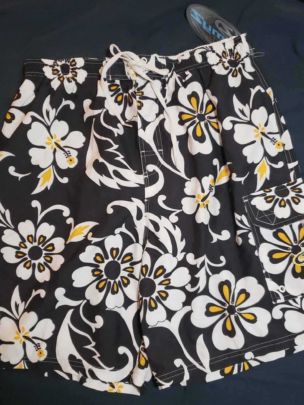 NWT-Floral Print Men’s Drawstring Swim Trunks In Black, White & Yellow SZ-XL
